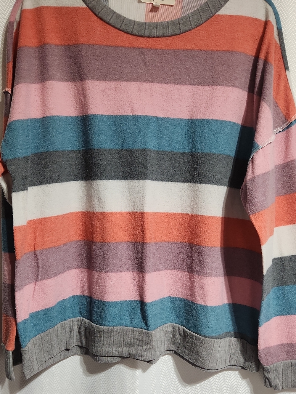 1XL Haptics Striped Crewneck Sweatshirt in Coral, Pink, Teal, Gray & White
